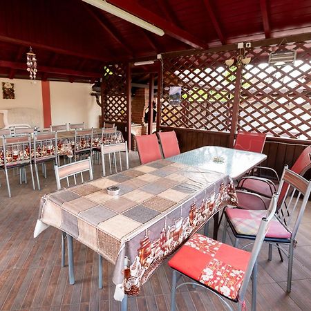 Casa Alex Calimanesti Hotel Bagian luar foto