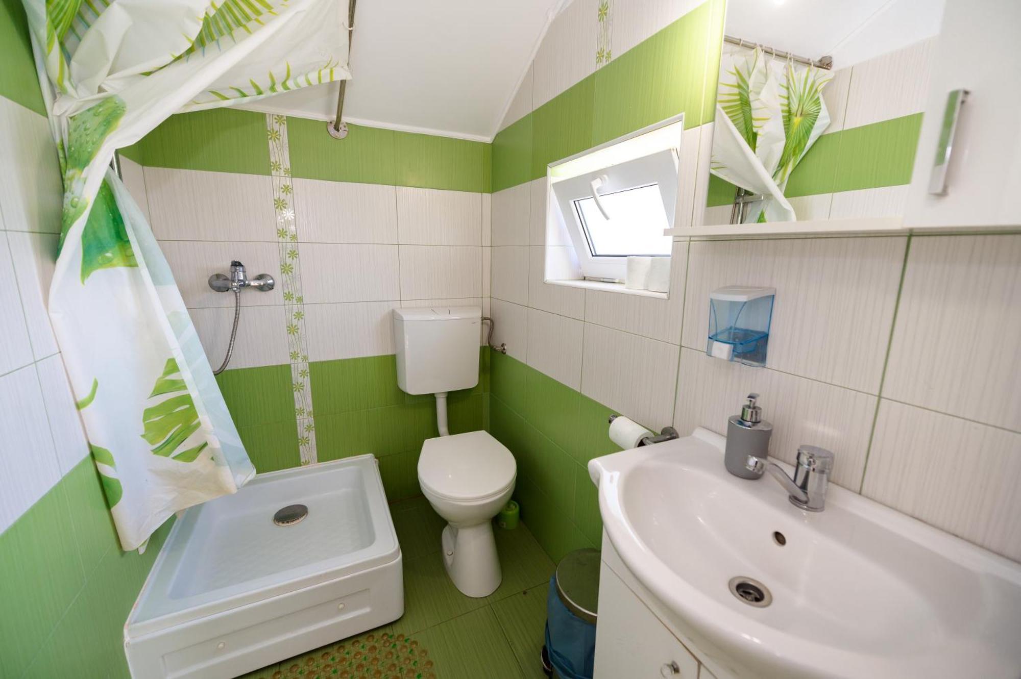 Casa Alex Calimanesti Hotel Bagian luar foto