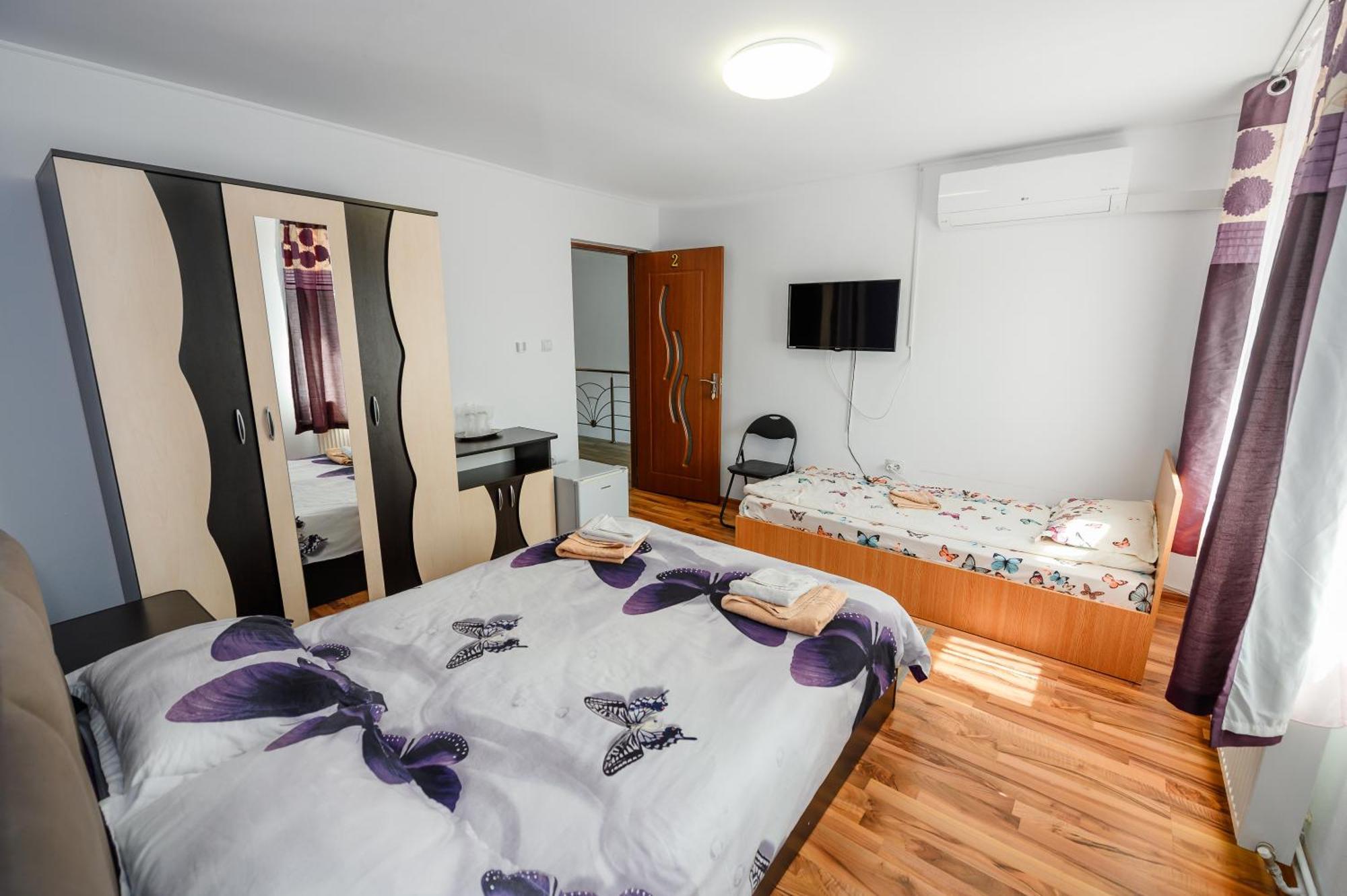 Casa Alex Calimanesti Hotel Bagian luar foto
