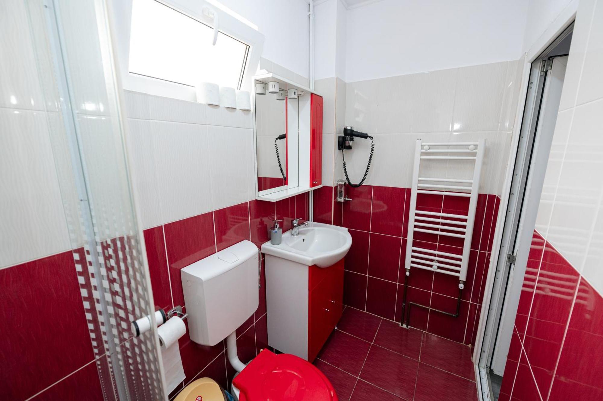 Casa Alex Calimanesti Hotel Bagian luar foto
